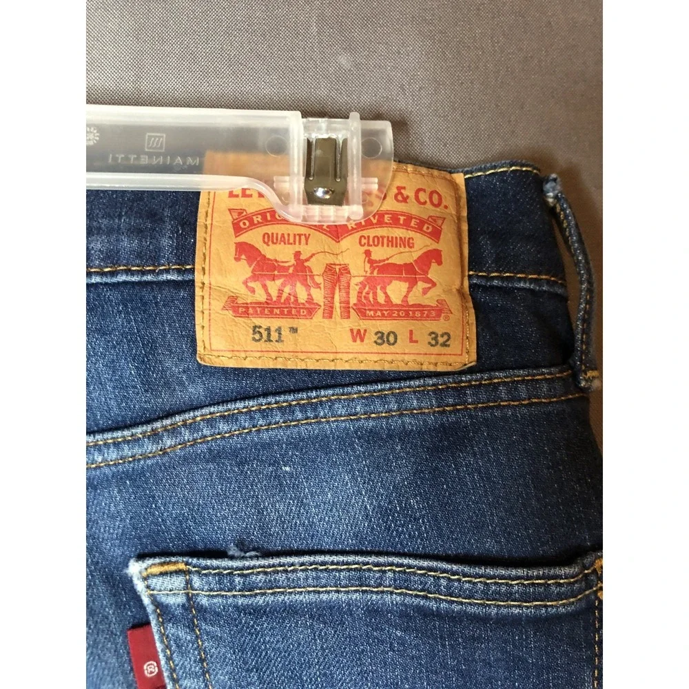 Levis 511 Jeans Mens 30x32 Blue Denim Slim Fit Straight Leg 500 Series